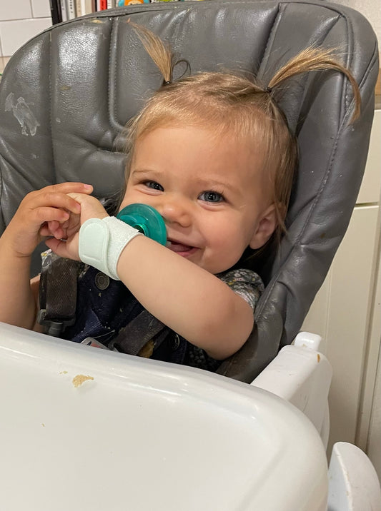 How to Keep My Baby Happy in a Restaurant