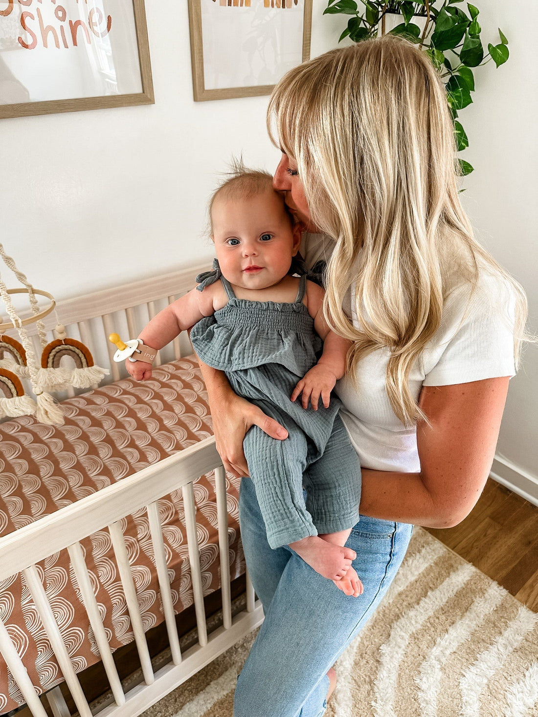 10 Newborn Hacks Every Exhausted Parent Should KNow