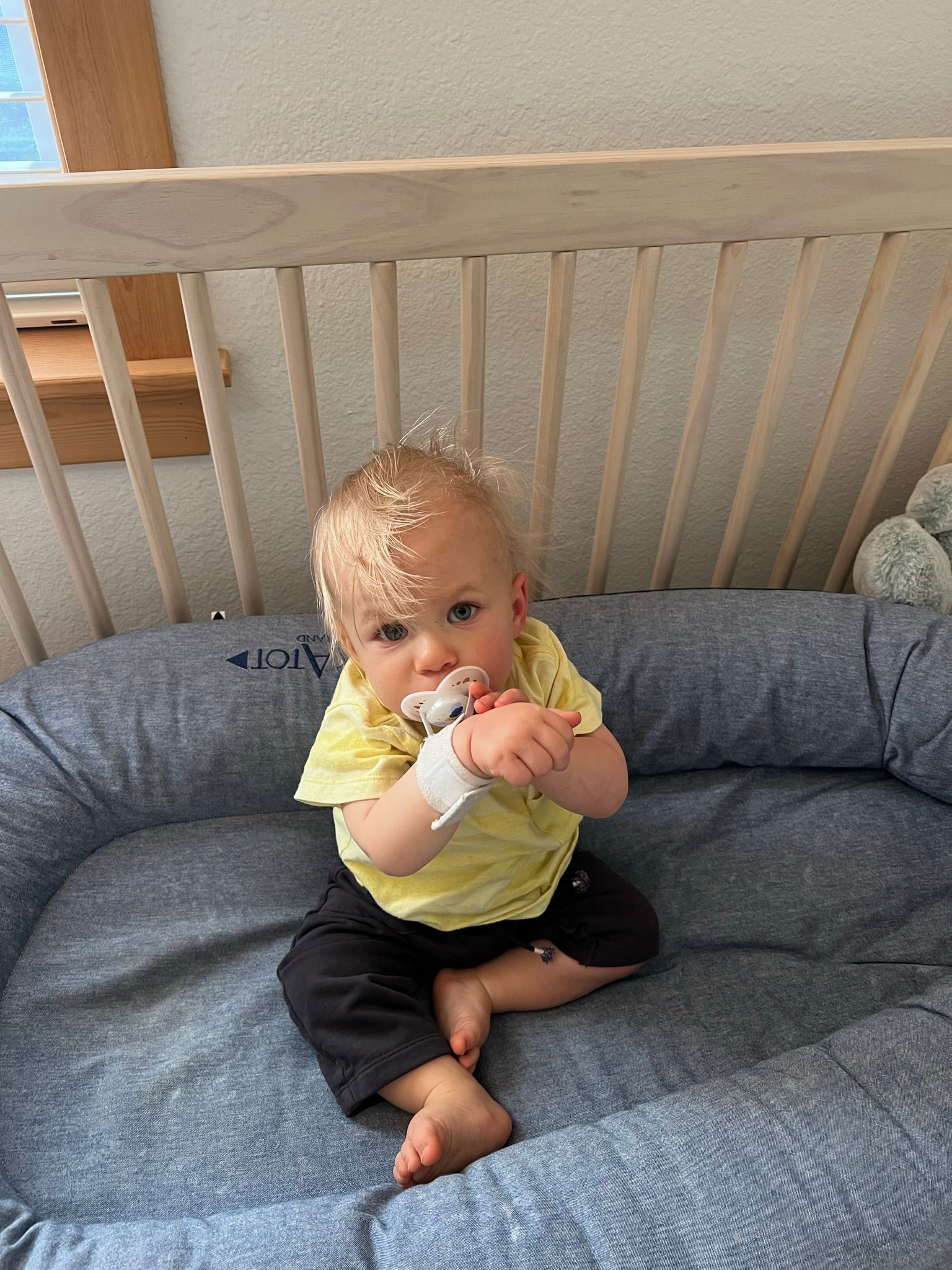 How Pacifiers Can Help with Teething Relief